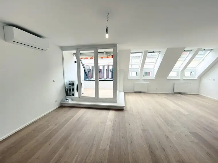 Maximilian Schandl, Kuhn Immobilien GmbH