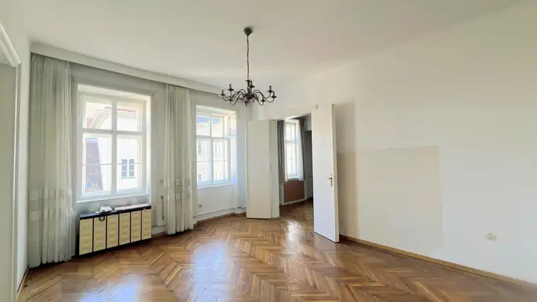 Mag. Marlene Rokietowski, Kuhn Immobilien GmbH