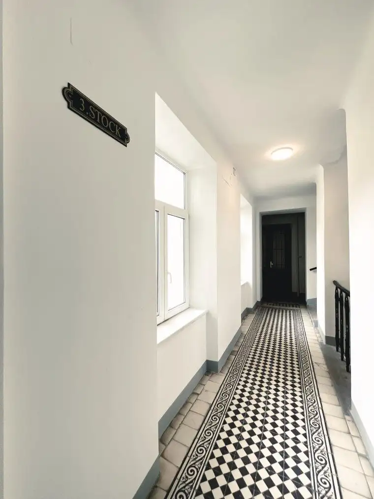 NÄHE U3 SCHLACHTHAUSGASSE: 2-Zimmer-Altbauwohnung | Hofseitig für ruhige Nächte!