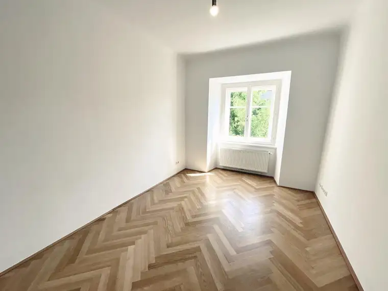 Maximilian Schandl, Kuhn Immobilien GmbH