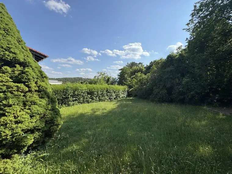 NEU! Traumhafter Bungalow mit Fernblick – Zweitwohnsitz, Feriendomizil oder Daueridylle! Sauna, Herrenzimmer und Jagdstube!