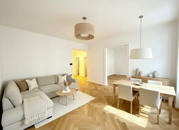 NEU! ERSTBEZUG! Sanierte 2-Zimmer-Altbauwohnung in 1070! FUßBODENHEIZUNG!