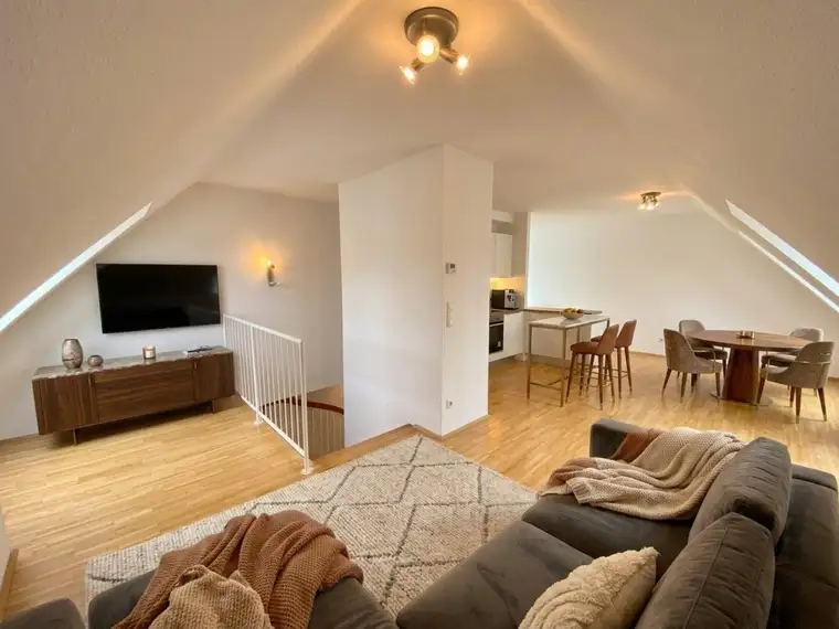 TOP-Angebot! 3-Zimmer-Maisonettewohnung mit Blick über die Dächer Wiens!