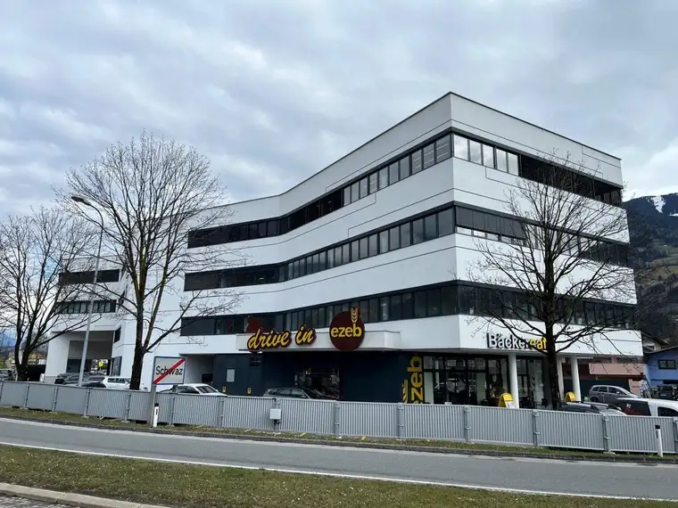 Büro in Toplage der Bezirkshauptstadt Schwaz, mit guter Autobahnanbindung und Infrastruktur