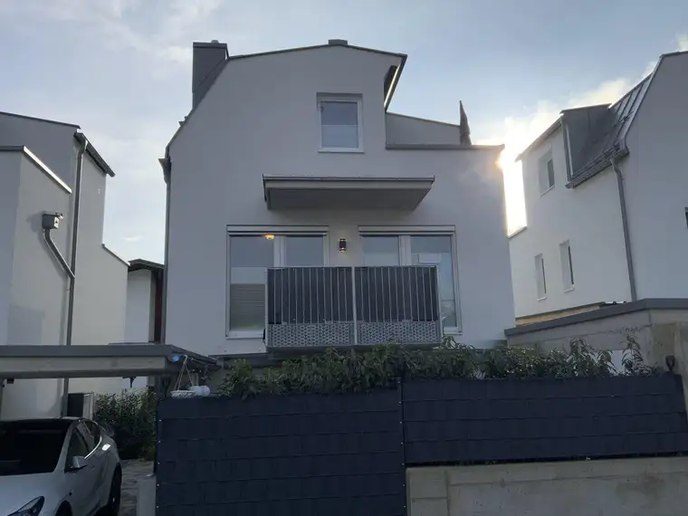 Raumwunder - Modernes Einfamilienhaus/Reihenhaus - in Toplage Inzing