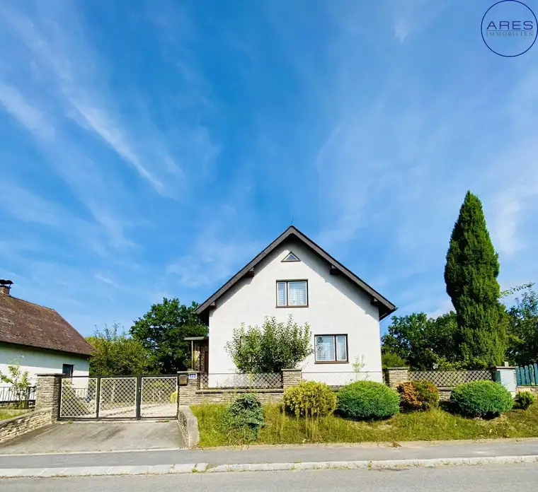Einzigartige Gelegenheit in Ehrendorf bei Gmünd - Zwei Einfamilienhäuser - zum Preis von Einem