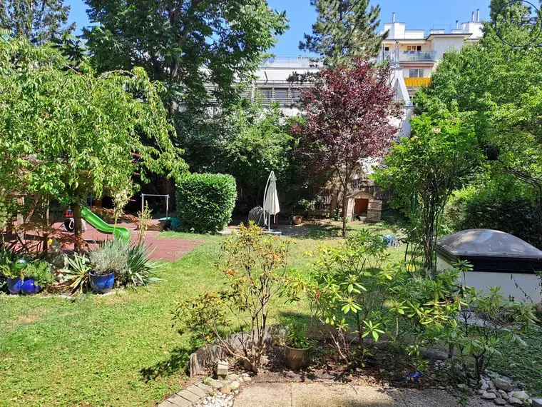 1180 Wien: Gemütliche Gartenwohnung mit Garage in Top-Lage