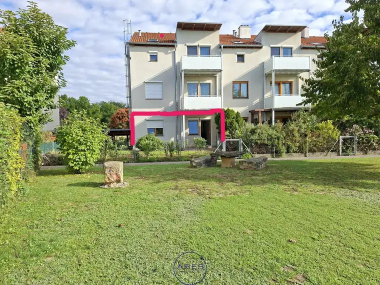Mautern an der Donau: Teilsanierte 3-ZI-Wohnung mit Garten und Terrasse
