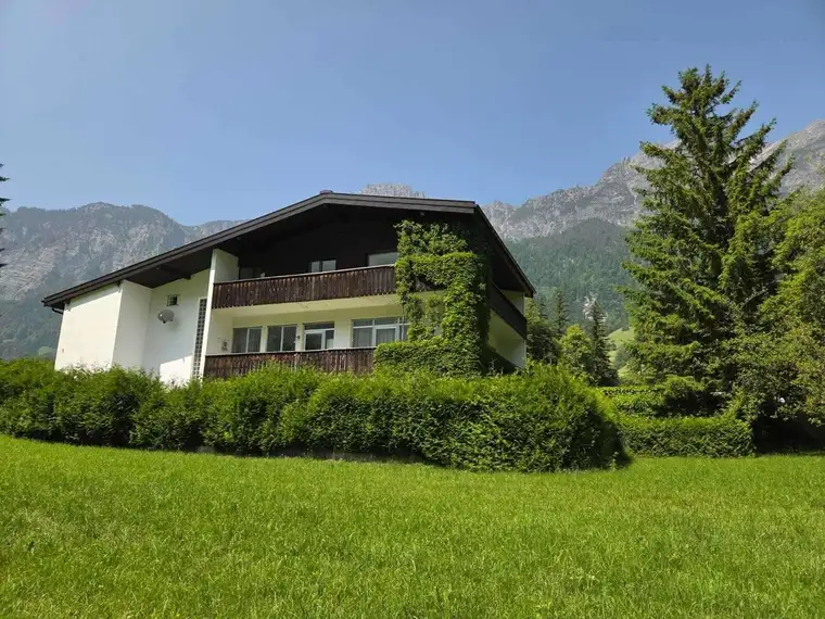 Vielfältiges Wohn- und Geschäftshaus mit Ferienwohnung in Innerbrazraz