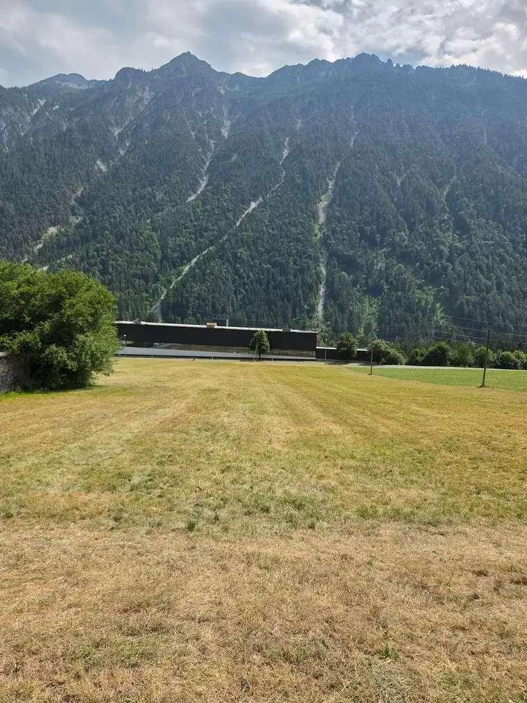 EXKLUSIVES BAUTRÄGERGRUNDSTÜCK IN TOPLAGE VON BRAZ (VORARLBERG)