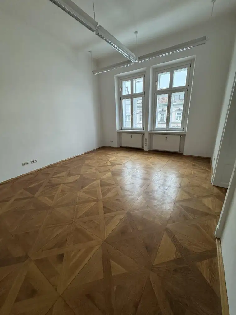 Mietwohnung ca.109m2 für Büro / Praxis in bester Lage-stilvoll-gepflegt in Graz! - Fürst Dietrichstein’sches Stiftungshaus