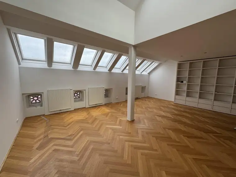 Traumhafte 191 m² Top-Wohnung in Graz mit Terrasse – Ihr neues Zuhause wartet!