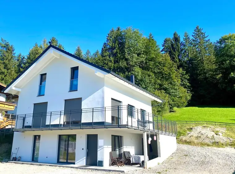 NEUBAU # Exklusives Haus mit Ferienwohnung