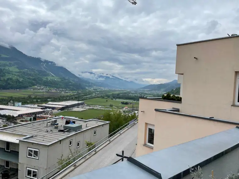 Traumhafte 2 Zimmer Terrassenwohnung mit Weitblick in Toplage von Jenbach zu verkaufen