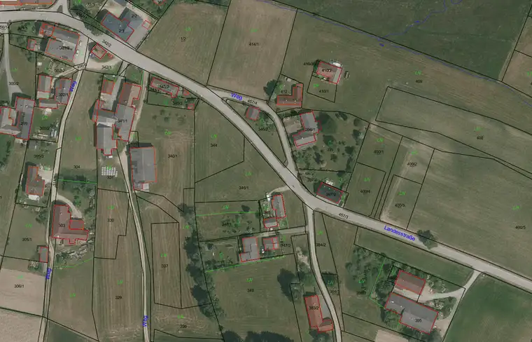 ruhiger,sonniger Baugrund