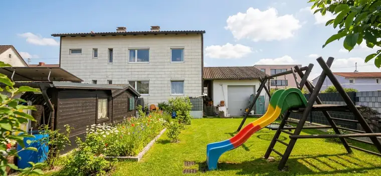 Ein Zuhause mit Seele, Gartenparadies &amp; zwei Wohnebenen – liebevoll gepflegtes Einfamilienhaus in Traun