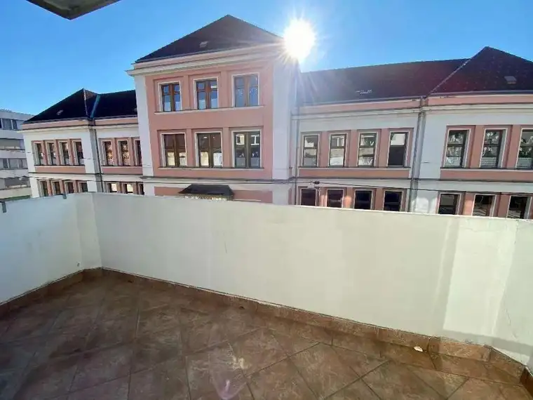 Großzügige 72m2 Wohnung in zentraler Lage!