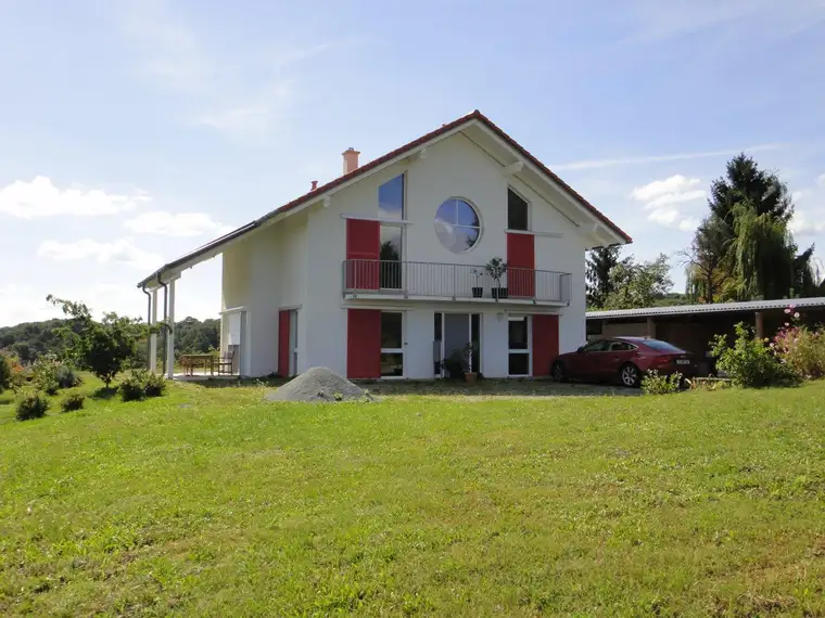 Traumhaus in erhöhter Lage im wunderschönen Südburgenland!