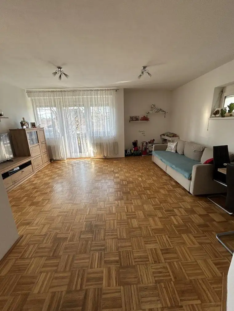 Helle 2-Zimmer-Wohnung mit Balkon in Gratkorn