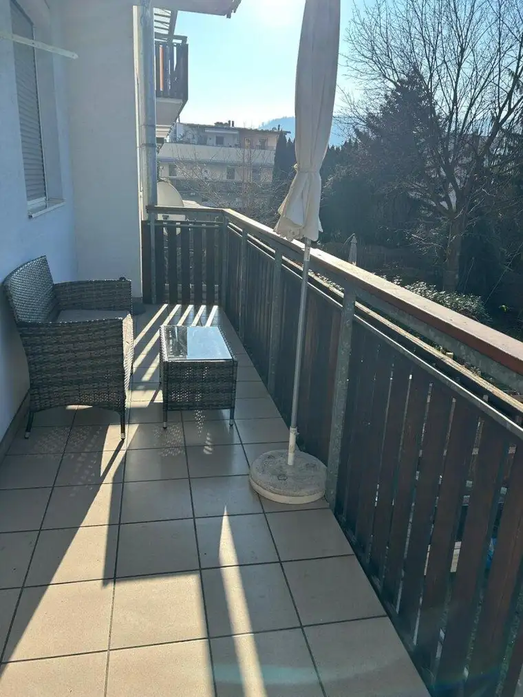 TOP-Gelegenheit SONNIGE 2 ZIMMERWOHNUNG ZUM WOHLFÜLEN HELL ZENTRAL MIT BALKON UND GARAGE!