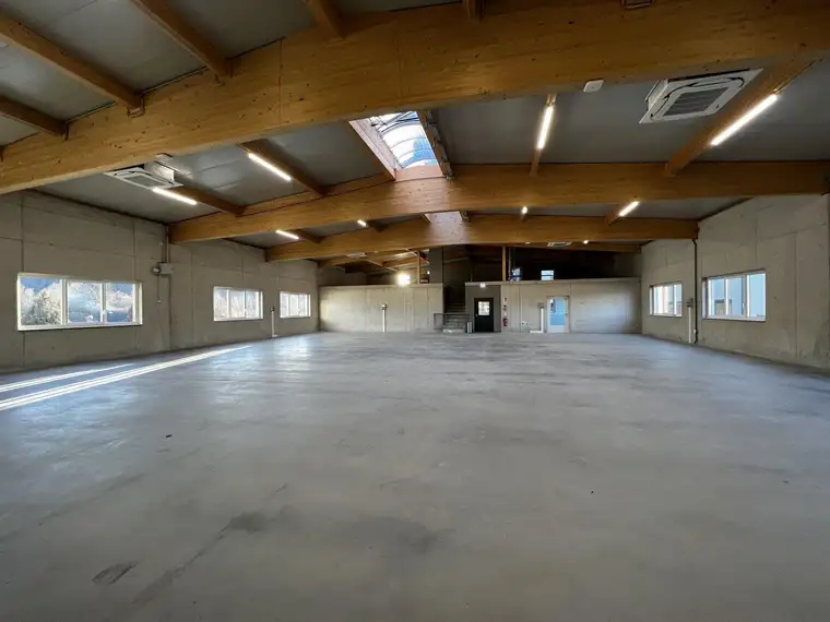 MÜHLWERK +++Lagerfläche mit 400m² und direkter Büroverbindung+++