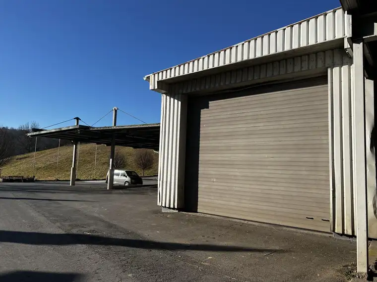 90m² Gewerbefläche als Werkstatt nutzbar!