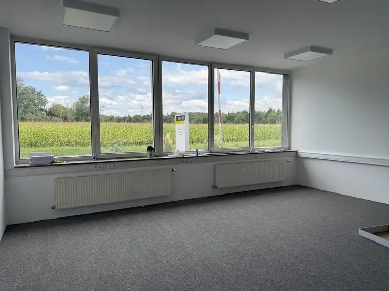 +++ ecobase +++ 135m² Bürofläche zu vermieten