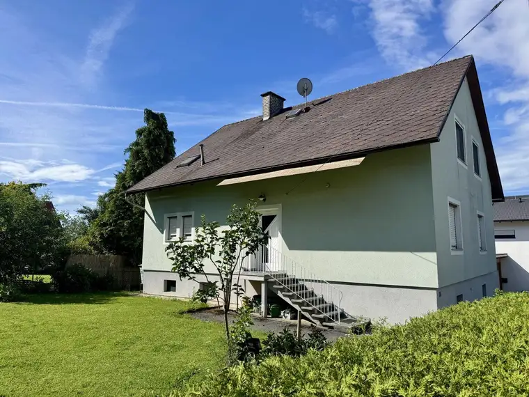 Viel Platz für Familie oder Generationenwohnen – Wohnhaus mit sonnigem Grundstück in ruhiger Lage ...!