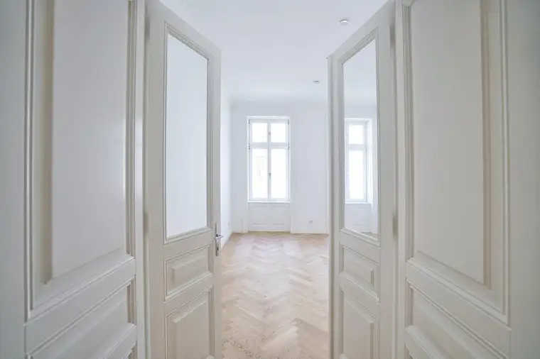 Moderne Wohnkultur mit Altbauflair! Erstbezug nach Generalsanierung in Währing !