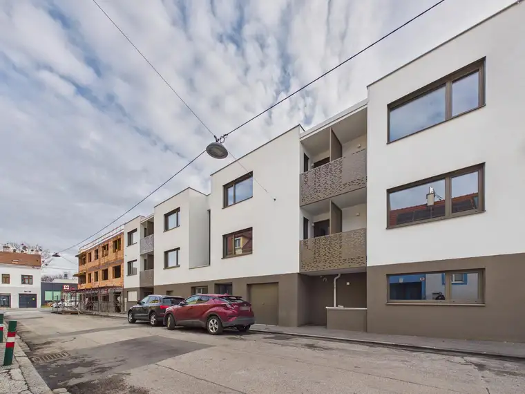 MODERNE 2-ZIMMER-NEUBAUWOHNUNG MIT LOGGIA – DURCHDACHTER GRUNDRISS &amp; RUHIGE AUSRICHTUNG