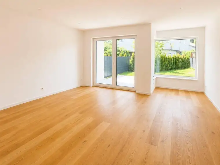 Schlüsselfertiger Erstbezug auf Eigengrund - Garten inklusive, PV- &amp; E-Ladestationsvorbereitung