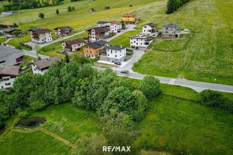 Baugrund in Zentrumsnähe von Niederau zu kaufen!