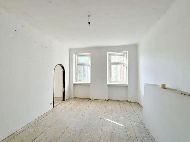 ENERGIEEFFIZIENT im ALTBAU! 78,13 m2 große Eigentumswohnung, Nähe Matzner Park, 5 min zum Bahnhof Wien Penzing!