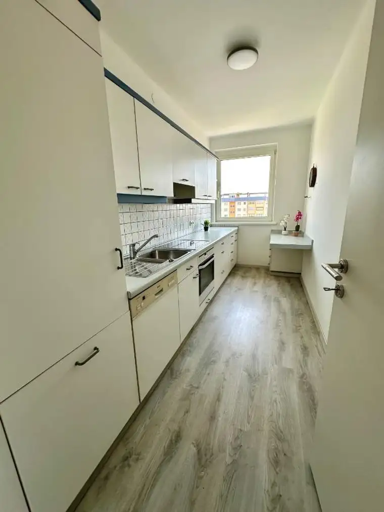 2 Zimmerwohnung mit Ausblick auf den Grazer Schlossberg!