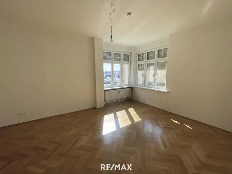 Frisch renovierte 1,5-Zimmer-Mietwohnung, Nähe Stadtzentrum und Messegelände