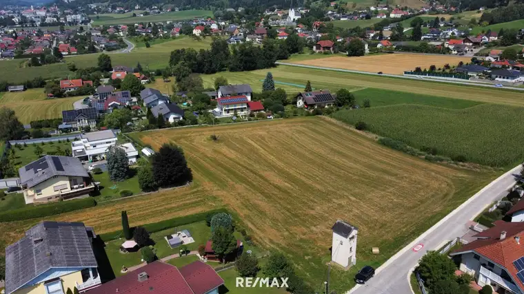 Perfekt für Bauträger: Sonniges, ca. 9.242 m² großes Grundstück für Wohnprojekt in Top-Lage in St. Stefan