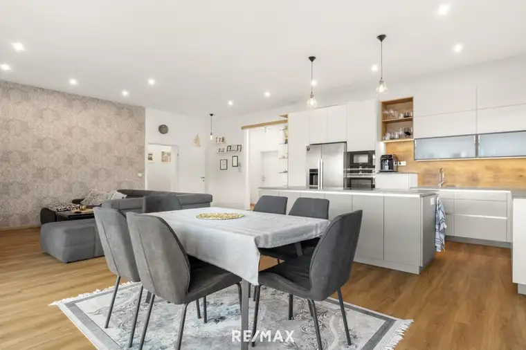 Modernes Wohnen auf einer Ebene: Ihr Traum-Bungalow mit Weitblick