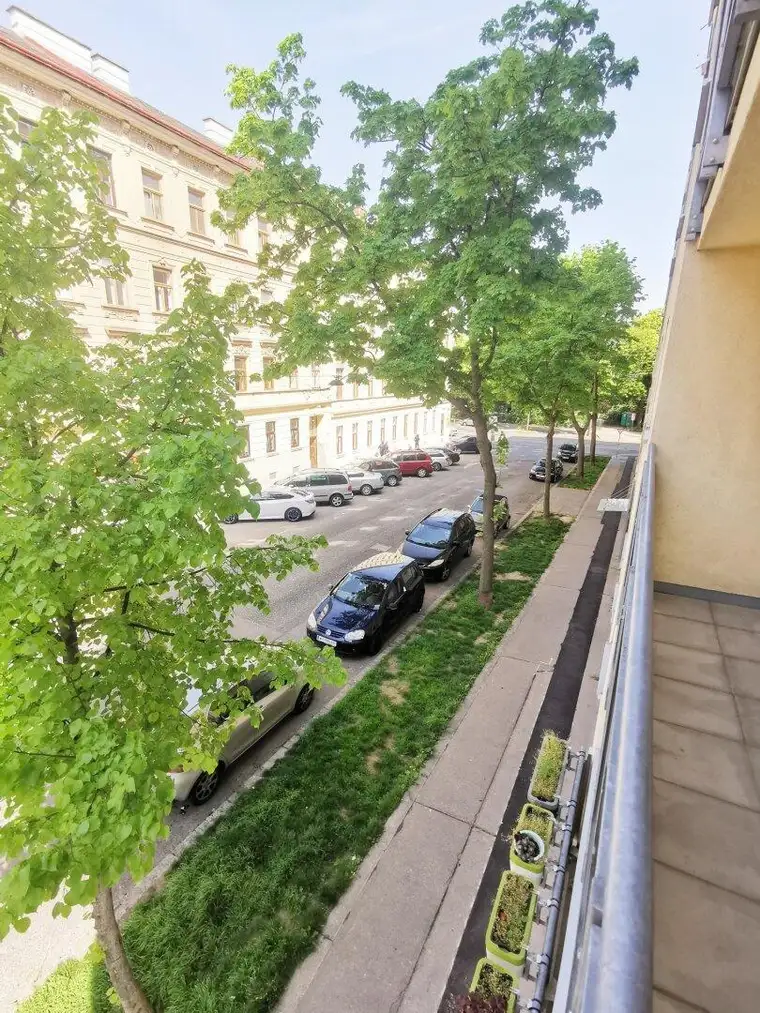 3 Zimmer Wohnung inkl. Loggia