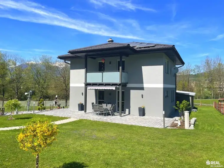 Modernes Wohnhaus mit schönem Garten in absoluter Ruhelage Nähe Spittal/Drau