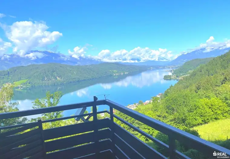 Seeblick ohne Grenzen in Kärnten am Millstätter See: Moderne Ferienwohnung in einzigartiger Aussichtslage
