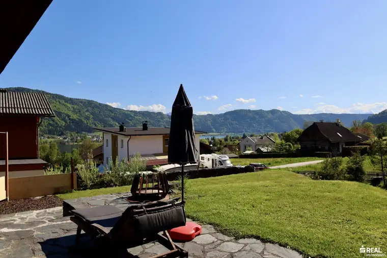 Einzigartige Gelegenheit! Ihre Traumimmobilie mit Seeblick - 1493 m² mit Nebengebäude