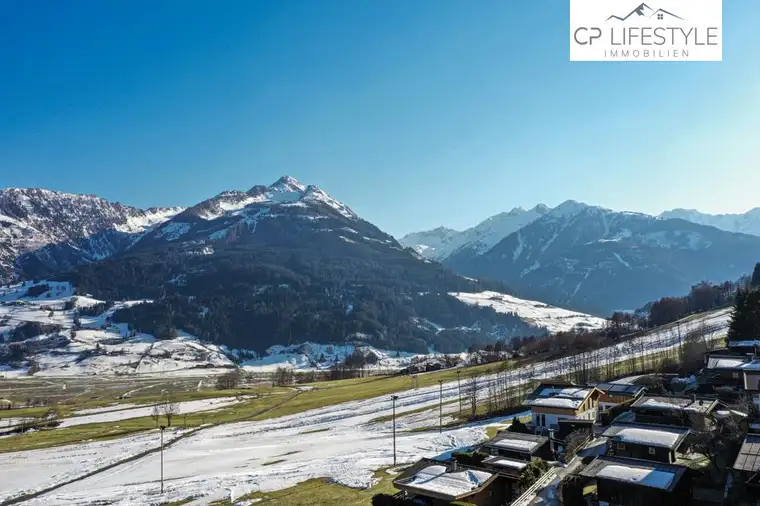 Grundstück mit Freizeitwohnsitzwidmung und 180° Bergpanorama