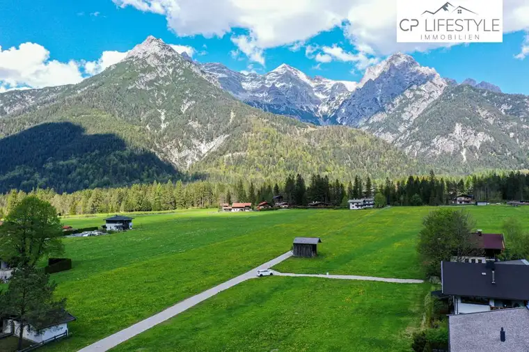 Charmante Baugrundstücke inmitten Tirols Bergparadies