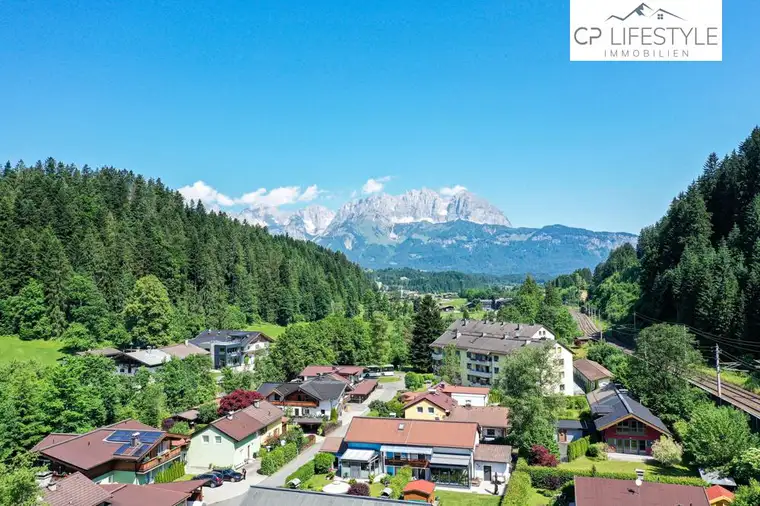 Baugrundstück in einer einheimischen Siedlung am Stadtrand von Kitzbühel
