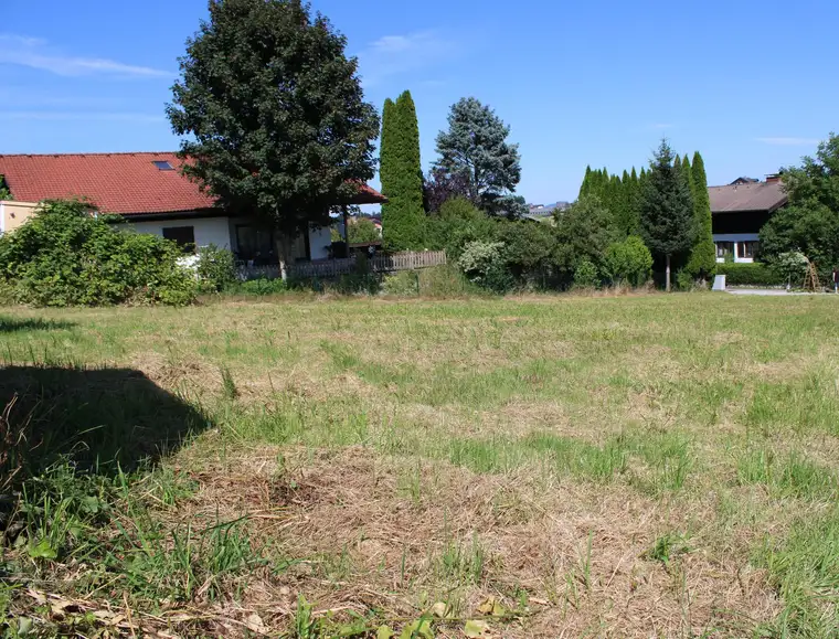 Der perfekte Platz für Ihr Lebensprojekt - Preiswertes Baugrundstück mit 940 m² für Ihren Wohntraum im Grünen!