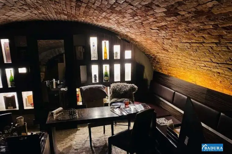 Stilvolle Bar in Zentrumslage von Wiener Neustadt!