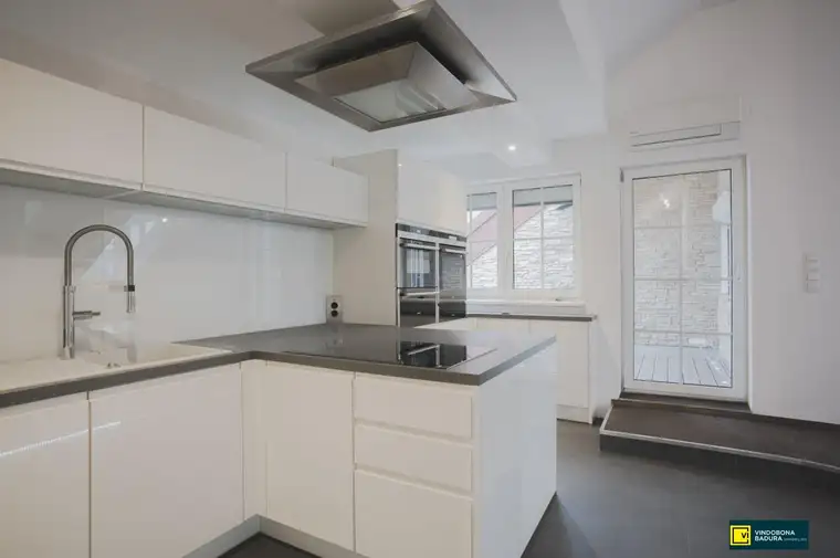 Tolle Dachgeschossresidenz in Gründerzeithaus