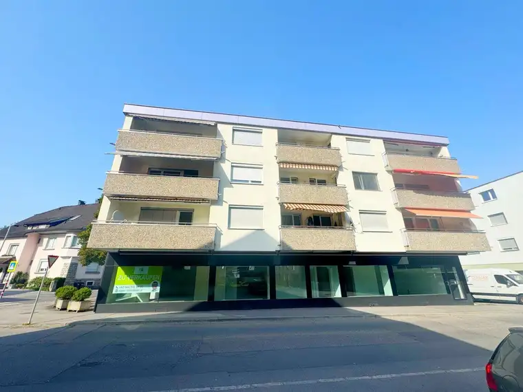 Attraktive 4,5 Zimmer-Wohnung in Bürs – mit Balkon und Garage, perfekt fürs Familienleben!