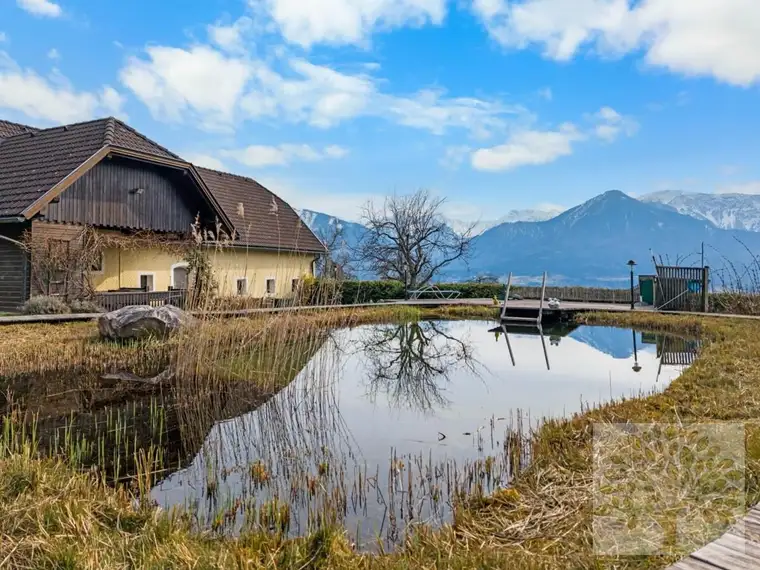 Saniertes Bauernhaus für Liebhaber zu Verkaufen!