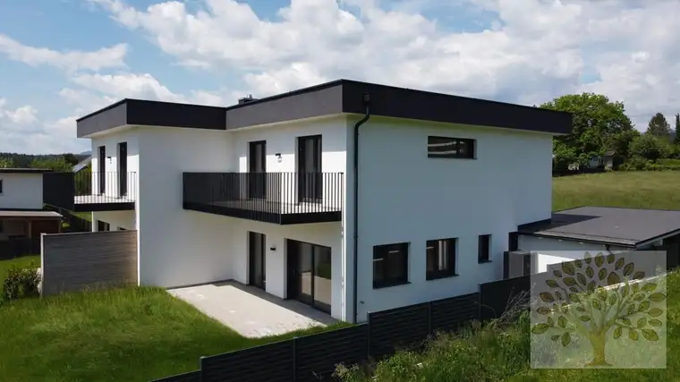 Erstbezug!Sehr exklusive Haushälfte mit Luxusausstattung in Lind ob Velden!